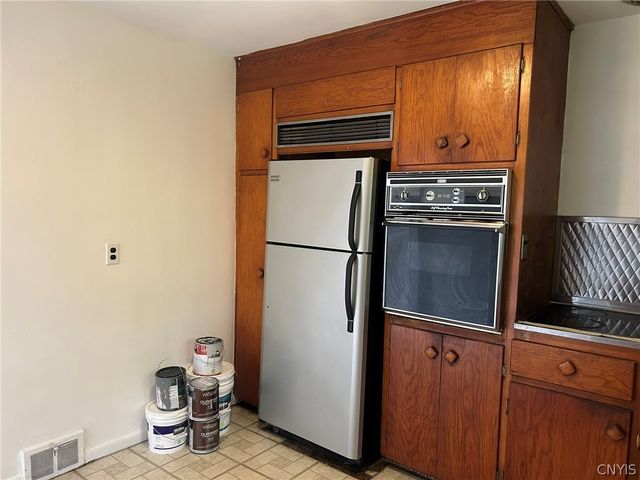 218 Roosevelt Drive, Utica, NY 13502