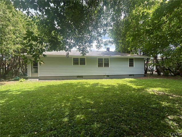218 Roosevelt Drive, Utica, NY 13502