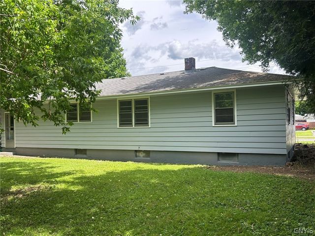 218 Roosevelt Drive, Utica, NY 13502