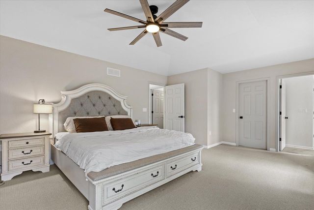 7589 Pacific STREET, Franklin, WI 53132