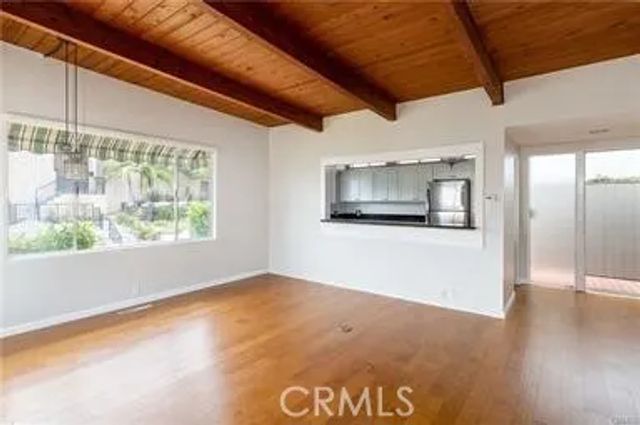 216 6th Street, Manhattan Beach, CA 90266