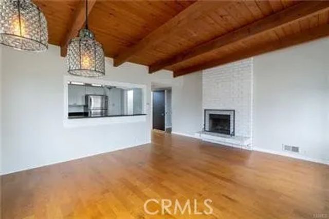 216 6th Street, Manhattan Beach, CA 90266