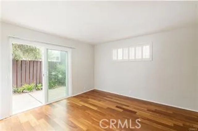 216 6th Street, Manhattan Beach, CA 90266