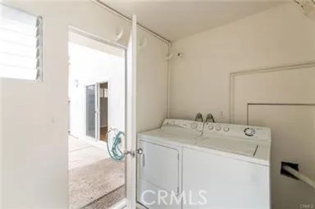 216 6th Street, Manhattan Beach, CA 90266