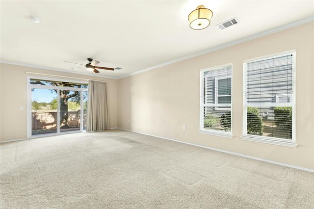 215 Bonham LOOP, Georgetown, TX 78633