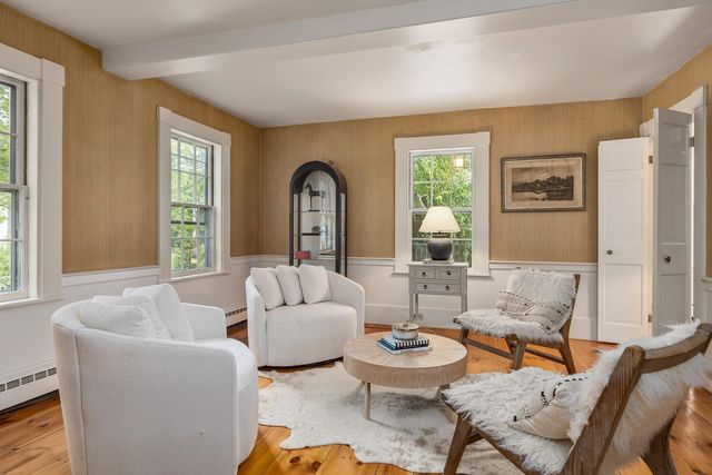 298 Exeter Road, Hampton Falls, NH 03844