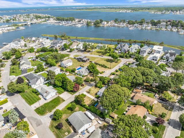 614 Fisherman Place, Brick, NJ 08724