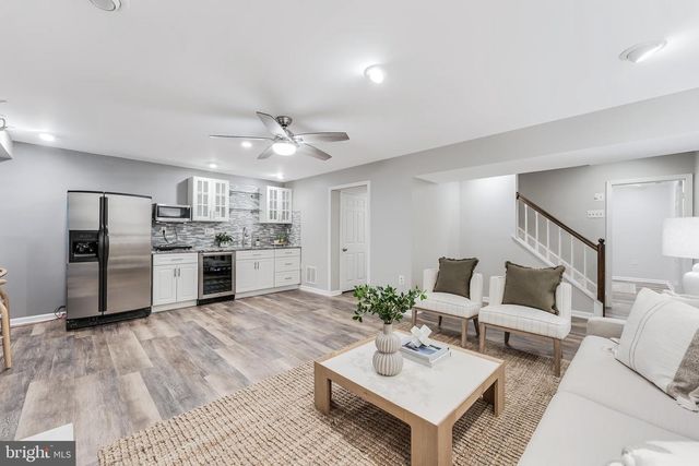 6125 WELLINGTON COMMONS DR, Alexandria, VA 22310