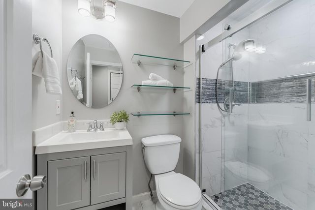 6125 WELLINGTON COMMONS DR, Alexandria, VA 22310