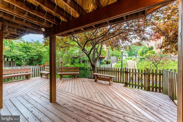 6125 WELLINGTON COMMONS DR, Alexandria, VA 22310