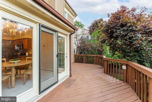6125 WELLINGTON COMMONS DR, Alexandria, VA 22310