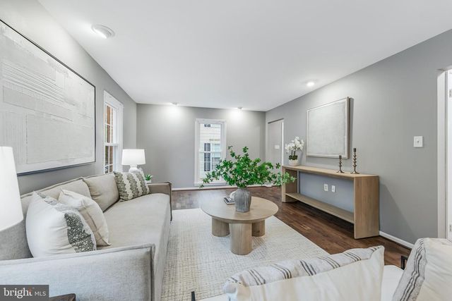 6125 WELLINGTON COMMONS DR, Alexandria, VA 22310