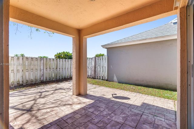 1199 SW 109th Ln, Davie, FL 33324