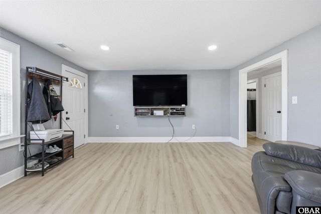 3155 Caratoke Highway, Currituck, NC 27929