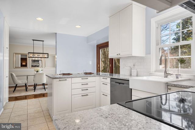 7115 HUNDSFORD LN, Springfield, VA 22153