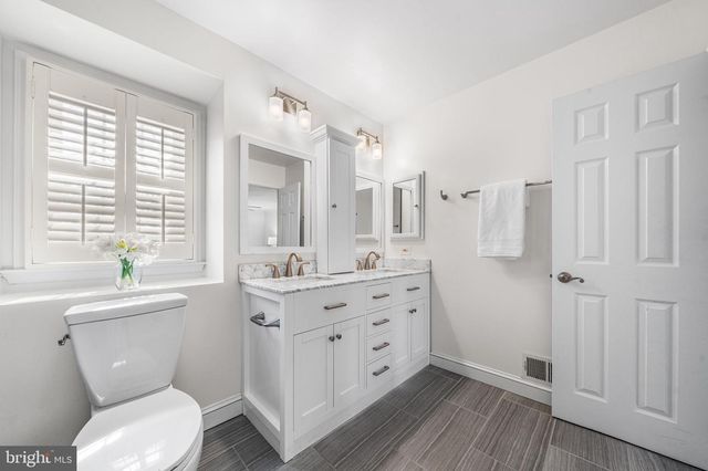 7115 HUNDSFORD LN, Springfield, VA 22153