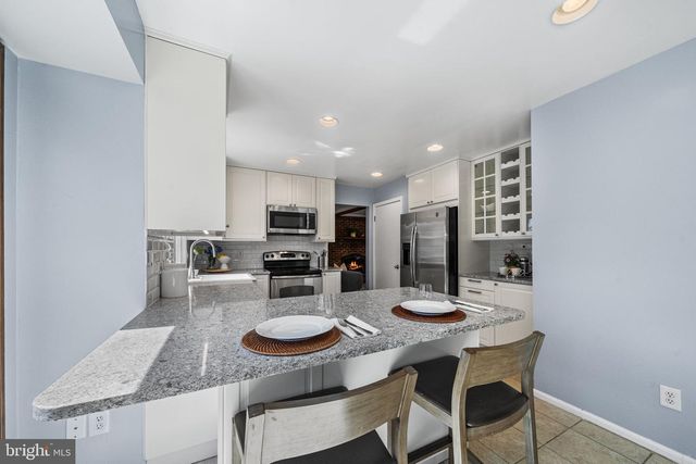 7115 HUNDSFORD LN, Springfield, VA 22153