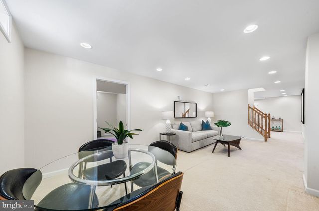 7115 HUNDSFORD LN, Springfield, VA 22153