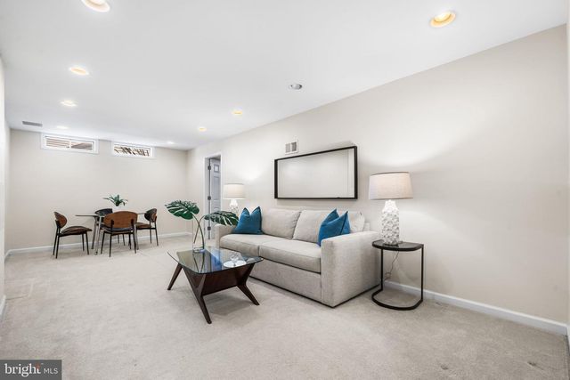 7115 HUNDSFORD LN, Springfield, VA 22153