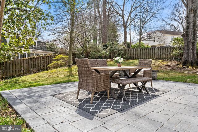 7115 HUNDSFORD LN, Springfield, VA 22153