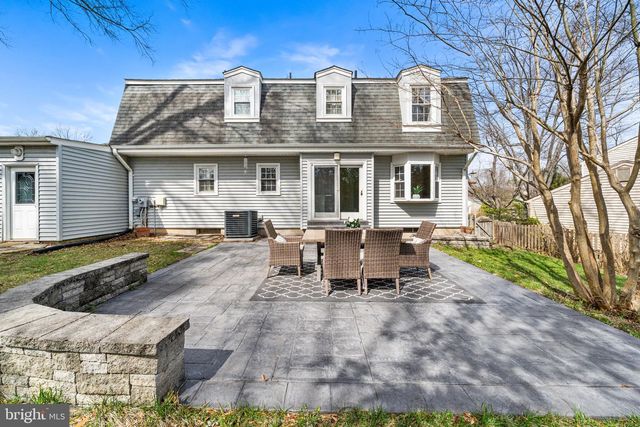 7115 HUNDSFORD LN, Springfield, VA 22153