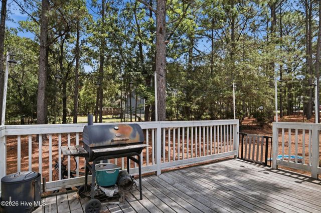 102 Pinesage Drive, West End, NC 27376