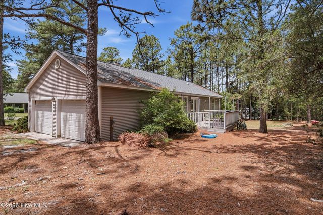 102 Pinesage Drive, West End, NC 27376