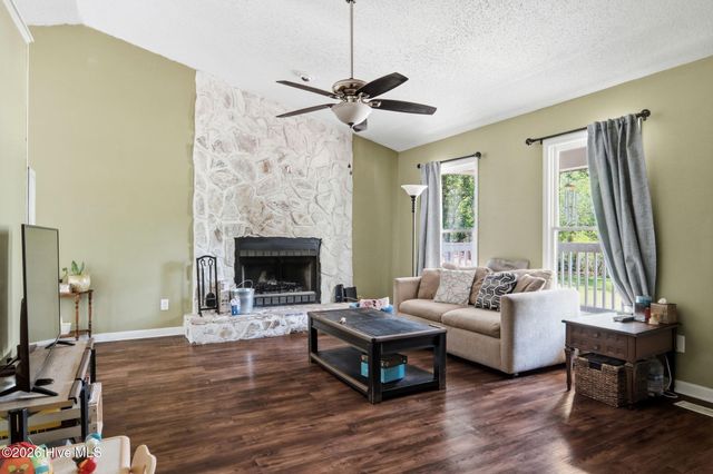 102 Pinesage Drive, West End, NC 27376