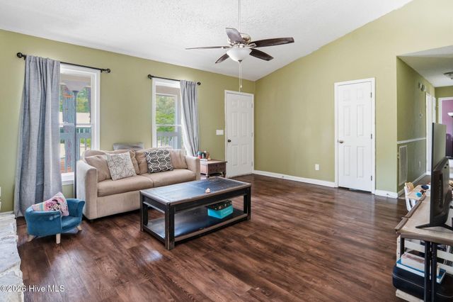 102 Pinesage Drive, West End, NC 27376