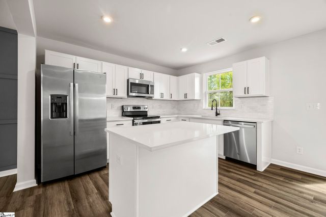 201 Maple Forge Trail, Greenville, SC 29617