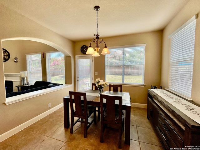 24031 Canyon Row, San Antonio, TX 78260