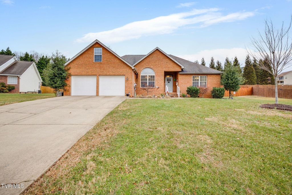 220 Haley Walk, Bristol, TN 37620