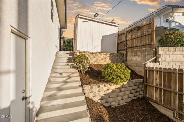 4337 Vista Place, La Canada Flintridge, CA 91011