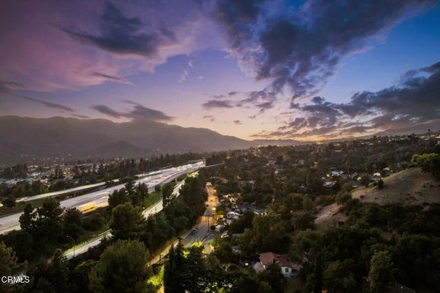 4337 Vista Place, La Canada Flintridge, CA 91011
