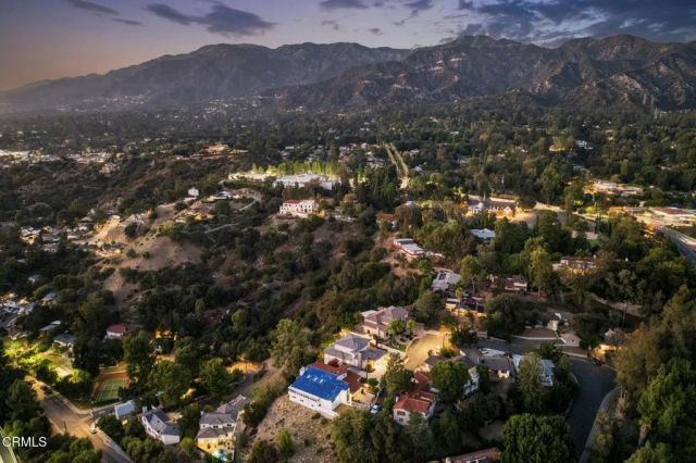 4337 Vista Place, La Canada Flintridge, CA 91011