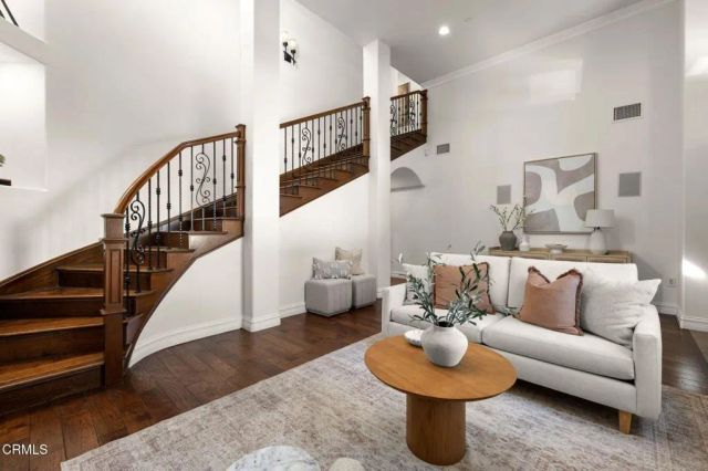 4337 Vista Place, La Canada Flintridge, CA 91011