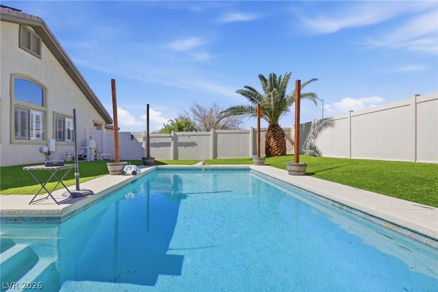 5920 Cuddles Court, North Las Vegas, NV 89081