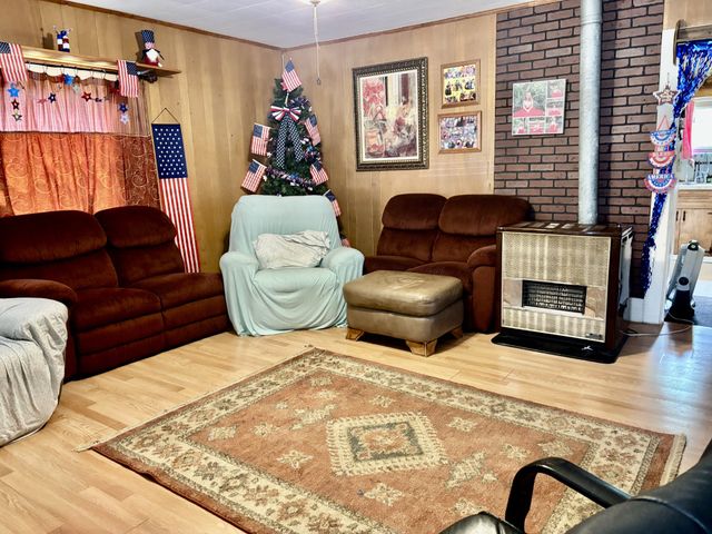 205 W Harp St, Manchester, TN 37355