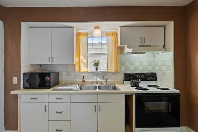 2659 N Walnut St, Spokane, WA 99205