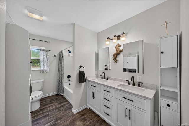 5054 ODaniel, Seguin, TX 78155