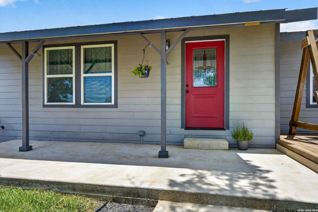 5054 ODaniel, Seguin, TX 78155