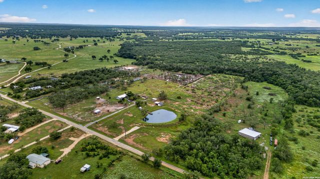 5054 ODaniel, Seguin, TX 78155