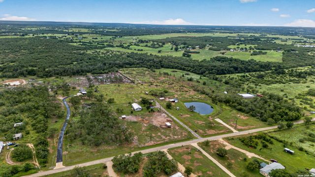 5054 ODaniel, Seguin, TX 78155