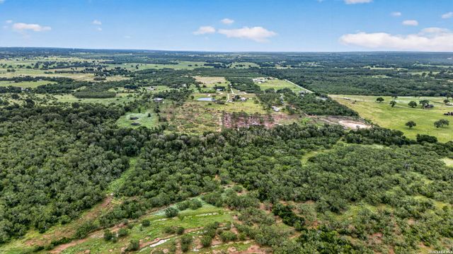 5054 ODaniel, Seguin, TX 78155