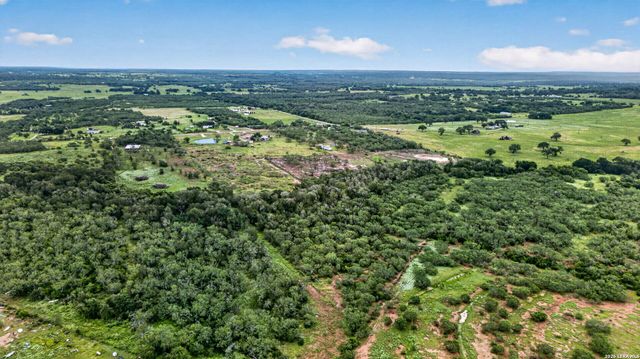5054 ODaniel, Seguin, TX 78155