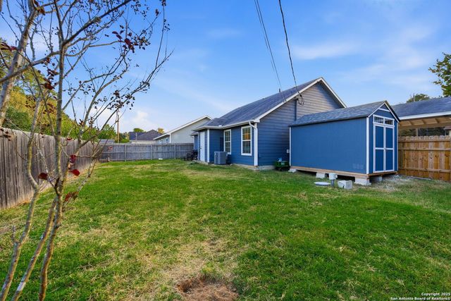 1150 Green Hill, Canyon Lake, TX 78133