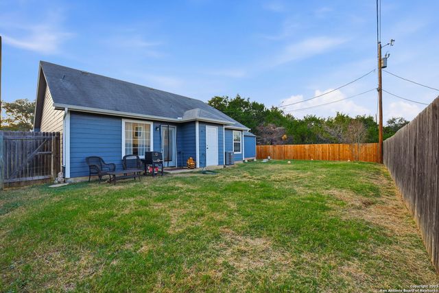 1150 Green Hill, Canyon Lake, TX 78133