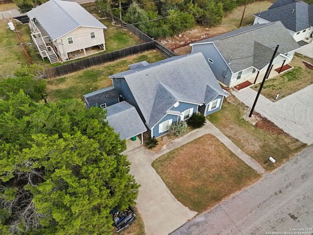 1150 Green Hill, Canyon Lake, TX 78133