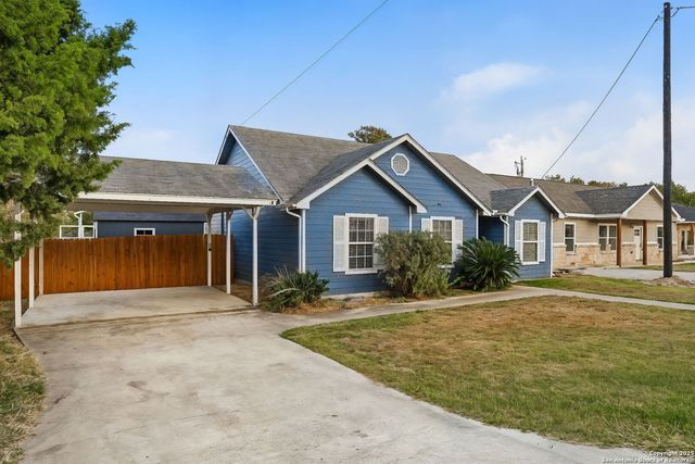 1150 Green Hill, Canyon Lake, TX 78133