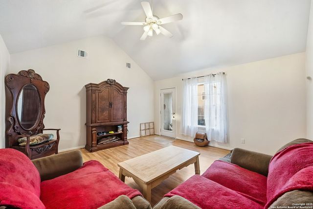 1150 Green Hill, Canyon Lake, TX 78133